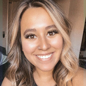 Meet your Posher, Letisia